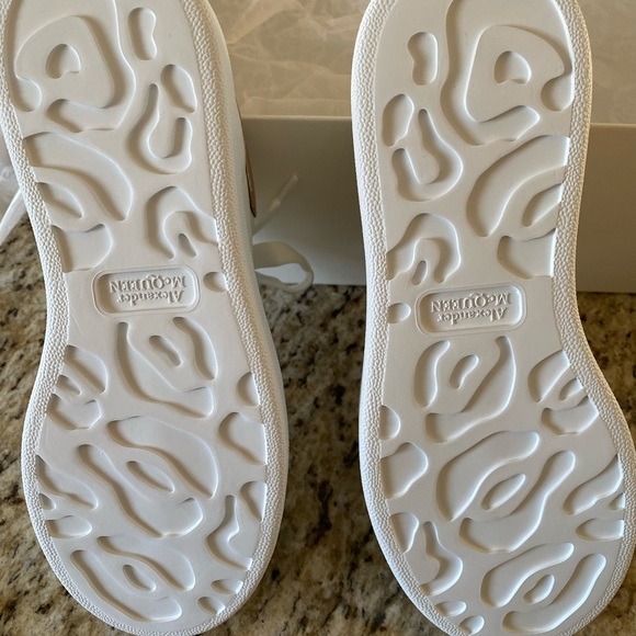 alexander mcqueen sneakers - Picture 6 of 9